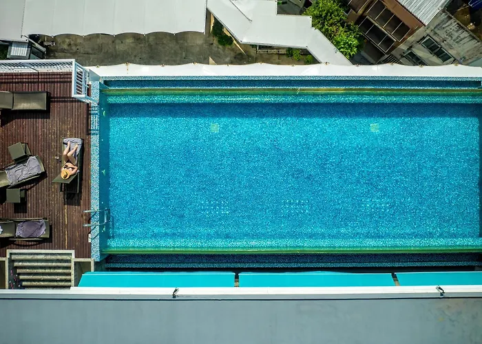 4 sterren hotel: Kana Triple L Hotel Phuket普吉岛卡娜3L酒店